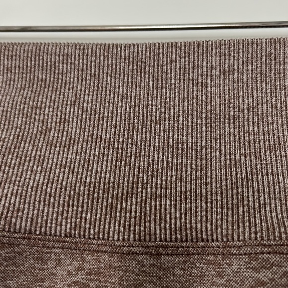 VS PINK ACTIVE High Waisted Seamless Lite Brown Bike Shorts w Hidden Pocket RARE - Picture 8 of 9